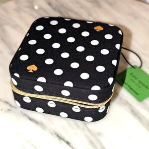 NWT Kate Spade Travel Jewelry Case- b&w polka dot with gold ♠️♠️symbol